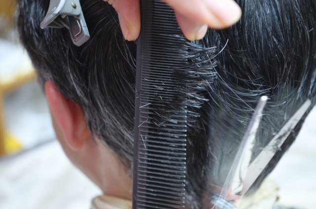 子供のヘアカット