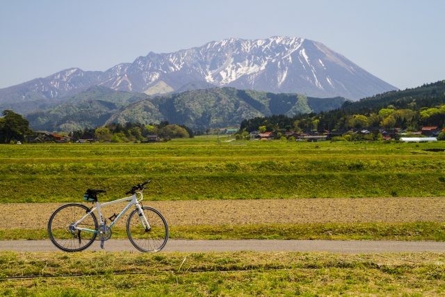 里山と山並み